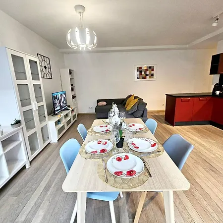 Apartment Cozy&contemporary 2br Flat-3b
