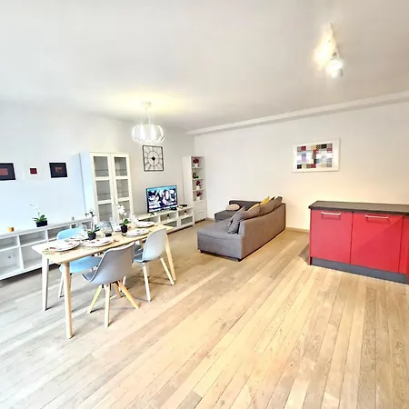 Apartment Cozy&contemporary 2br Flat-3b